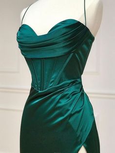 Split Prom Dresses, Green Corset, Prom Dresses Simple, Green Evening Dress, Beautiful Long Dresses, Corset Dress Prom, فستان سهرة, Satin Bridesmaid Dresses, Green Prom Dress