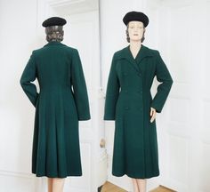 Emerald wool 1940s coat <3  Double breasted, strong shoulders and figure flattering princess seams.  Labels says "Swedish TeBeWe Quality" in Swedish.  Measurements:  Shoulder 38 cm/ 14.9"  Bust 98 cm/ 38.5"  Waist 82 cm/ 32.2"  Length 116 cm/ 45.6"  Inner length of arm 43 cm/ 16.9"  Excellent condition. Previously worn. One little flaw at back of neck (see last picture). Fitted Vintage Wool Coat For Work, Vintage Fitted Wool Coat For Winter, Vintage Wool Coat With Buttons For Formal Occasions, Fitted Long Wool Coat In Vintage Style, Vintage Fitted Wool Coat Single Breasted, Fitted Vintage Wool Coat, Vintage Formal Wool Coat, Vintage Fitted Long Wool Coat, Fitted Vintage Long Wool Coat