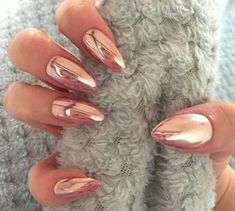 Mirror Nail Polish, Nail Glam, Rose Gold Chrome, Nail Design Video, Nails Yellow, Mirror Nails, Chrome Nail