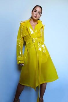 PVC Trench Coat – LaQuan Smith Rain Fashion, How To Wear Ankle Boots, Vinyl Clothing, Pvc Raincoat, Laquan Smith, Autumn Trends, Yellow Raincoat, Fluorescent Yellow, Classic Trench Coat