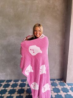 Get ready to cozy up for chilly fall weather with our Ghost Reversible Blankets! These blankets not only keep you warm, but they are also double-sided for a fun twist. Perfect for those who love to snuggle and enjoy some ghostly company. (Boo-tifully crafted for maximum comfort!) Approx 50 x 59.5” Reversible Two color options Ghost Blanket, Gift Card Games, Bell Skirt, Speakers For Sale, Reversible Blanket, Blanket Black, Fall Weather, Cardigan Vest, Central African