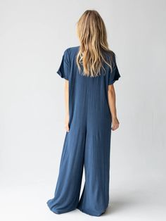 It's comfy and oversized fit! Oversized Jumpsuit, Boho Bandeau, Short Sleeve Jumpsuits, Knit Jumpsuit, Jumpsuit With Sleeves, Bohemian Clothes, Knit Shorts, Life Design, Too Long