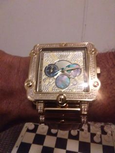 Bling bling Luxury Square Watches For Gifts, Luxury Square Watch With Diamond Hour Markers, Luxury Square Watches As Gift, Rectangular Diamond Watch With Subdials As Gift, Luxury Rectangular Diamond Watch With Subdials, Gold Diamond Watch, Gold Diamond Watches, Star Watch, Buckle Bracelet