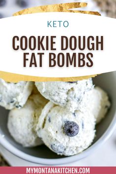 Cookie dough fat bombs are one of my absolute favorites. Monkfruit Sweetener, cream cheese, butter, chocolate chips, and more come together to make this delicious treat. No baking required, and it will satisfy your sweet tooth. Get this edible keto cookie dough recipe now! Keto Chocolate Chip Cookie Dough, Keto Chocolate Chip Cookie, Galletas Keto, Dirty Keto, Keto Cookie Dough, Shred Workout, Fast 800, Lazy Keto, Keto Chocolate Chip Cookies