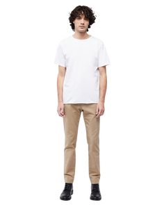 Upgrade your pant game with our men's Sateen Stretch Chino in Khaki. Cut from a luxurious sateen cotton-twill, these chino's have a silky smooth touch and durable construction. Intended for a slim fit, the tailored look works on a range of body types. Natural Buttons, Blind Stitch, Stretch Chinos, Khaki Chinos, Womens Size Chart, Black Stretch, Mens Bottom, Body Types, Cotton Twill