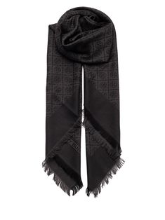 Black scarf from Tory Burch in wool and silk, jacquard monogram. Black & White Jacquard Scarf, Luxury Scarves For Workwear, Luxury Scarves For Work, Luxury Black Scarf For Formal Occasions, Luxury Black Formal Scarves, Luxury Black Winter Scarves, Luxury Black Scarf For Fall, Tory Burch Scarf, Monogram Scarf