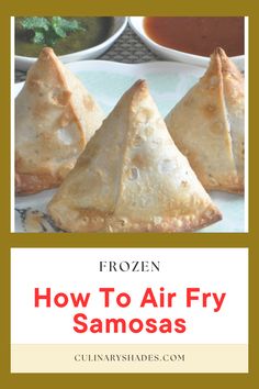 Crispy and delicious, these air-fried samosas are a great alternative to traditional deep-fried ones. Perfect as a Thanksgiving appetizer, they add a hint of global flavor to the table. Frozen Samosa, Air Fryer Recipes Indian, Samosa Chaat, Samosa Recipe, Tea Time Snacks, Air Fryer Recipes Easy, Air Fryer Recipes Healthy, Evening Snacks, Indian Snack Recipes