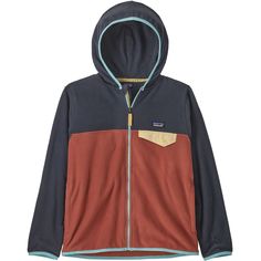 A cool weather classic, Patagonia's Micro D Snap-T Jacket features a lightweight and sustainable fleece material made from 100% recycled polyester. The regular fit sits comfortably over or under extra layers, equipping this jacket for versatile, multi-season use. Patagonia Kids, Buy Sweaters, Patagonia Jacket, Outdoor Jacket, Boys Jacket, Kids Jacket, Shirts & Tops, Fleece Jacket, Fair Trade