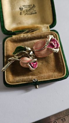 Please inspect photos for condition. Any questions please ask. All items are vintage or Antique and may have slight defects. Postage within 2 days of payment. Thank you for checking out my listing 😊 Enamel Flower, Flower Brooch, Vintage Signs, Rose Flower, Brooch Pin, Brooches, Gold Plate, Hollywood, Plating