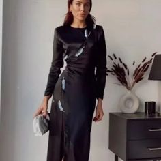 Very Elegant Satin Dress New, Never Worn, With The Attached, One Brooch Is Missing, Please Refer To The Video. Elegant Satin Dress, Long Tiered Dress, Zara Mini Dress, Pink Strapless Dress, Black Embroidered Dress, Bandeau Dress, Silky Dress, Long Sleeve Blouse Pattern, Poplin Dress