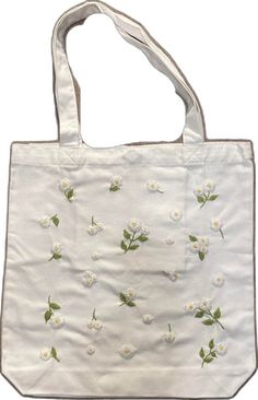 Embroidered Double Handle Spring Bags, Cotton Shoulder Bag With Embroidered Logo For Shopping, Spring Shopping Bag With Embroidery, Spring Shopping Bags With Embroidery, Embroidered Bags For Spring Shopping, White Bags With Embroidered Logo For Shopping, White Shoulder Canvas Bag For Spring, White Canvas Shoulder Bag For Spring, Cream Embroidered Tote Bag