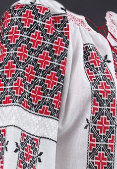 Experience the joy of owning a piece of Romanian history with our hand-embroidered blouses, treasured heirlooms that transcend time. Authentic Romanian folk blouse manually embroidered available in L size. Get your unique look with this stunning embroidered top carefully embroidered. Loose fit with adjustable strings at sleeves end and neckline. It took 3 weeks to complete this elaborated embroidery of this blouse. The blouse is NEW! We are shipping next working day! Fabric: Fine gauze cotton, w White Folk Peasant Top For Festival, Folk Style Peasant Top With Multicolor Embroidery For Festival, Folk Style Embroidered Peasant Top For Festivals, Folk Style Multicolor Embroidered Peasant Top For Festivals, Spring Folk Blouse With Woven Motifs, Folk Style Embroidered Peasant Top, Folk Style Peasant Top With Multicolor Geometric Embroidery, Folk Style Peasant Top With Multicolor Embroidery, Traditional Embroidered Tunic Peasant Top