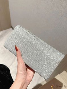 BirdinBag - Compact Glitter Square Bag with Flap Glamorous Glitter Clutch Bag, Silver Shoulder Box Bag For Party, Glitter Rectangular Shoulder Bag, Rectangular Glitter Party Bag, Silver Glitter Clutch Evening Bag, Rectangular Glitter Bags For Gifts, Sparkling Clutch For Events, Glamorous Sparkling Rectangular Bags, Sparkling Clutch Bag For Events