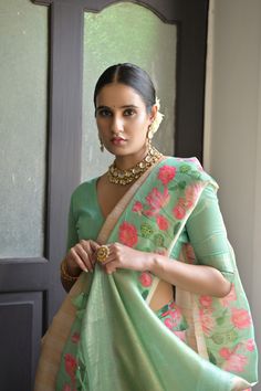 Saree Fabric : Banarasi Silk Saree Color :Light Mint Green Saree Length : 5.5 Meter Blouse Length : 0.8 Meter Saree Work : Zari Woven Pallu All Over Saree Border : Printed Border Wash : Dry Clean Mint Green Saree, Silk Printed Saree, Saree Work, Light Mint Green, Banarasi Silk Saree, Saree Border, Green Saree, Printed Saree, Saree Fabric