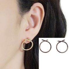 Open Circle Clip On Earrings Stud, Invisible Gold Clip On Earrings, Ribbon Clip On Earrings Hoop, Non Pierced Earrings 🌟More pierced look and comfortable invisible clip on earrings are available at MiyabiGrace home page. Please click the link below https://www.etsy.com/shop/MiyabiGrace 🌟More invisible clip on hoop earrings https://www.etsy.com/shop/MiyabiGrace/items?show_panel=true&search_query=hoop%2Binvisible Details ◆Length:0.78 inches (2 cm) ◆Weight:2.6 g (0.09 oz) ◆Color: Gold ✨These Clip On Hoop Earrings, Ribbon Clip, Non Pierced Earrings, Earrings Circle, Earrings Round, Gold Clips, Loop Earrings, Earrings Hoop, Circle Studs