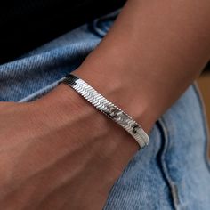 Introducing the Herringbone Bracelet- 6mm in 14k White Gold. This sleek bracelet in a bolder width is sure to become your next staple piece adding just enough style and simplicity to any look. Featuring a classic herringbone pattern, this piece reflects light from every angle and complete with our signature clasp. Rock it solo, or pair it with the Herringbone Necklace in White Gold for a matching set! This product is guaranteed for life – GLD will repair or replace the item should you experience Herringbone Bracelet, Herringbone Necklace, Vermeil Jewelry, Custom Earrings, Gold Plated Bracelets, Herringbone Pattern, Pendant Bracelet, Drop Necklace, Staple Pieces