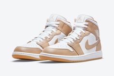 Air Jordan 1 Mid ‘Tan Gum’ Dr Shoes, Nike Air Jordan 1 Mid, Cute Nike Shoes, Wings Logo, Cute Nikes, Air Jordan 3, Bone White, Nike Air Jordan 1, Air Jordan 1 Mid