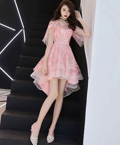 Short Sleeve Tulle Dress For Banquets, Elegant Short Sleeve Tulle Mini Dress, Short Sleeve Tulle Dress For Prom Season, Knee-length Tulle Mini Dress For Prom, Fitted Tulle Dress With Short Sleeves, Pink Knee-length Prom Dress, Tulle Mini Dress For Banquet, Mini Tulle Dress For Banquet, Knee-length Tulle Dress For Prom Season