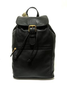 NEW Coach Vintage Blk Leather Buckle LG Travel Luggage Backpack Bag Made in USA Classic Coach Backpack For School, Casual Coach Bags For School, Coach Leather Backpack For Daily Use, Casual Coach Leather Backpack, Luxury Coach Backpack For School, Classic Coach Backpack For Travel, Casual Coach Leather Backpack For Daily Use, Classic Coach Leather Backpack For Travel, Classic Coach Travel Backpack