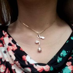 rebekah350 added a photo of their purchase Gold Rose Necklace, Beauty And The Beast Rose, Collar Rosa, Necklace Rose Gold, Redondo Beach, Personalized Bridesmaid Gifts, Rose Pendant, Couple Jewelry, Rose Style