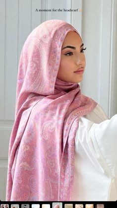 Pink veil, scarf, hijab Pink Pashmina Outfit, Pink Pashmina Hijab, Pashima Scarf Outfit, Pink Dress Hijab Outfit, Pashmina Scarf Outfit, Pashmina Hijab Outfit, Pink Hijab Aesthetic, Pink Hijabi Outfits, Hijab Scarf Styles