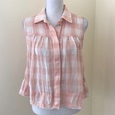 New! Free People Xs Pink / Peachish Sleeveless Loose Checked Button Down Shirt . Springy/ Summer Top. Sleeveless Tops With Snap Buttons For Spring, Sleeveless Spring Tops With Snap Buttons, Chic Sleeveless Top With Snap Buttons, Casual Sleeveless Blouse With Buttons, Casual Summer Blouse With Snap Buttons, Summer Snap Button-up Tops, Summer Tops With Snap Buttons For Day Out, Sleeveless Blouse Tops With Buttons For Summer, Chic Summer Tops With Snap Buttons