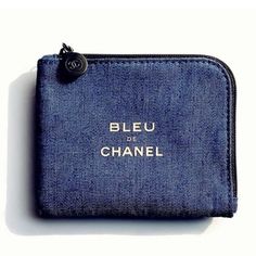 Extremely Rare Authentic Chanel Novelty Gift Card Holder ( Card Case ) Navy Size Approx. 9.5 Cm (Length), 10.5 Cm (Width) Compact Blue Bags For Daily Use, Classic Blue Bags With Card Slots, Blue Pouch Wallet With Zipper Closure, Chic Wallets With Zipper Pocket, Chic Blue Bags With Card Slots, Trendy Blue Coin Purse For Travel, Blue Coin Purse With Zipper For Daily Use, Blue Travel Wallet With Zipper Pocket, Trendy Blue Wallet With Zipper Closure