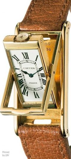 Cartier Flip Watch, Bijoux Art Nouveau, Cartier Watch, Time Zone, Fine Watches, Holiday Time