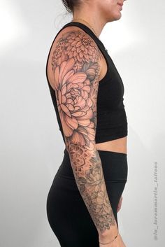 Mandala On Hip Tattoo, Floral Dot Work Tattoo, Tattoo Filler Ideas For Women Flower, Women Tattoos Aesthetic, Unique Sleeve Tattoos For Women, Mandala And Flower Tattoo Sleeve, Fineline Tattoo Sleeve, Floral Mandala Tattoo Sleeve, Floral Ornamental Tattoo