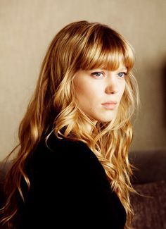 Lea Seydoux | long hair + bangs Balayage Lob, Long Face Shapes, Layers And Bangs, Long Face Hairstyles, Long Faces, Long Blonde, Long Wavy Hair, Long Blonde Hair