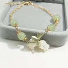 1pc, Lily Of The Valley Bracelet, Green Beaded Flower Pendant Bracelet, Exquisite Vintage Accessories, Sage Green Jewelry, Cottagecore Bracelet, Middle School Dance, Gold Flower Necklace, Core Outfits, Cottagecore Style, School Dance, Green Jewelry, Pretty Jewelry