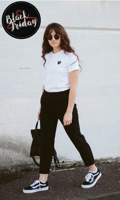 Vans Outfit Womens, Old Skool Vans Outfit, Vans Fits, Vans Old Skool Outfit, Vans Ootd, Black Vans Outfit, Vans Shoes Outfit, Outfits With Vans