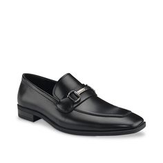 Calvin Klein-Malcome Loafer Looking for a trendy and luxurious addition to your wardrobe? Pick the Malcome loafer by Calvin Klein. Crafted using leather, this slip-on loafer is topped with a hardware detail that completes its polished look. Modern Formal Slip-ons With Brogue Detailing, Calvin Klein Round Toe Loafers For Work, Modern Brogue Detailed Slip-ons For Business Casual, Classic Slip-on Loafers With Metal Pin Buckle, Modern Formal Moccasins With Brogue Detailing, Elegant Loafers With Buckle Closure, Elegant Slip-on Loafers With Buckle Closure, Modern Formal Loafers With Branded Insole, Classic Loafers With Metal Pin Buckle For Office