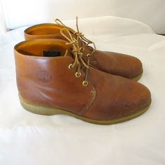 Vintage Men’s Timberland Chukka Shoes Boots 10.5 Wide Made In Usa. Hard To Find Pair. Quality Construction Throughout, Especially When Compared To New Timberlands. Style Number 10552, Good Condition They Do Have Some Cosmetic Wear Please See Photos Timberland Chukka, Chukka Shoes, Timberlands, Timberlands Shoes, Shoes Vintage, Timberland Shoes, Vintage Boots, Timberland Mens, Vintage Shoes