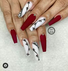 Ballet Nails, Polish Design, Nagel Tips, Fake Nails With Glue, White Nail, Nagel Inspo, Dope Nails, Nail Arts, Matte Nails