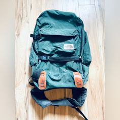 Vtg North Face Hiking Backpack 70’s Internal Frame Support Very Clean (See Photos) Width (Side To Side) = 14" Inches Height (Top To Bottom) = 21" Inches North Face Bag, Hiking Backpack, Luggage Bags, Travel Bags, See Photo, The North Face, Hiking, Man Shop, Backpacks