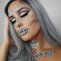 Dope Festival Makeup Glitter, Face Crystals, Sugar Skull Makeup, Magical Makeup, Pretty Halloween, Face Jewels, Skull Makeup, Fx Makeup, Fantasias Halloween