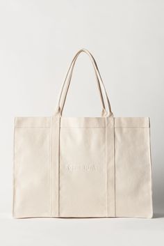 A tote bag in 100% cotton with Soft Goat logo embroidered on both sides. Inside pocket. Hand wash only. Ll Bean Tote, Goat Logo, Canvas Bag Design, Beige Tote Bag, White Tote Bag, Bag Mockup, White Tote, Bag Packaging, Shopper Bag