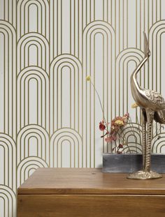 Golden Lines Sand/Gold MW-088 Wallpaper by Kek Amsterdam Media Room Wallpaper, Versace Bathroom, Gold Art Deco Wallpaper, White Gold Wallpaper, Half Bathroom Wallpaper, White And Gold Wallpaper, Glam Wallpaper, Gold Metallic Wallpaper, Golden Wallpaper