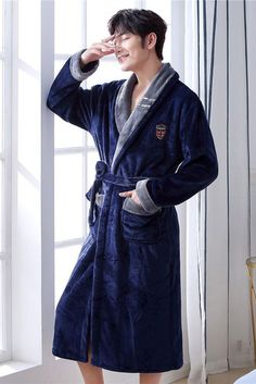 Sleepwear Men Aesthetic, Oversize Flannel, Shop Uniform, Men Sleepwear, Men Pajamas, Robe Sleepwear, Flannel Robe, Men's Robes, Casual Kimono