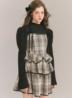 ❤︎Cake skirt ェ ー ピ ピ ピ ン ン ン ン ン ン ン❤︎











Unit (cm)
Length
Chest surroundings
shoulder width


S
81
88
37


M
82
92
38


L
83
96
39 Black Knee-length Skirt With Ruffles, Black Ruffled Knee-length Skirt, Black Tiered Skirt Dress For Spring, Casual Black Tiered Skirt Dress, Chic Black Dress With Ruffled Skirt, Black Fitted Tiered Skirt Dress, Black Fitted Dress With Tiered Skirt, Fitted Black Dress With Tiered Skirt, Chic Winter Skirt With Ruffles