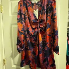 Nwt Gorgeous Print Zara Dress! Fall Purple V-neck Dress, Chic Purple Mini Dresses, Multicolor Long Sleeve Ruched Mini Dress, Chic Purple Mini Length Dresses, Purple Mini Dress For Fall, Purple Mini Dresses For Fall, Purple Evening Dress For Fall, Purple Party Dress For Fall, Fall Purple Party Dress