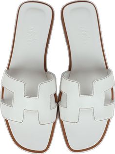 Classic White Sandals With Leather Sole, Designer White Sandals With Leather Sole, Luxury White Sandals With Leather Sole, Classic White Leather Sandals, Modern White Sandals With Leather Sole, Chic White Calf Leather Sandals, White Open Toe Sandals With Leather Lining, Chic White Sandals With Leather Lining, Designer White Formal Sandals