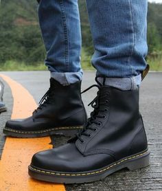 Classic Martin Boots With Leather Footbed For Winter, Classic Winter Boots For Streetwear, Winter Leather Martin Boots With Steel Toe, Classic Winter Martin Boots With Snip Toe, Classic Martin Boots For Fall Streetwear, Classic Steel Toe Lace-up Boots For Fall, Dr Martens Boots Outfit, Dr Martens Men, Galaxy Converse