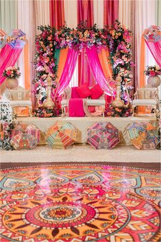 Mehndi Stage Decor, Middle Class Family, Mehndi Stage, Gaye Holud, Indian Wedding Theme, Ladies Sangeet, Class Family, Mehndi Party