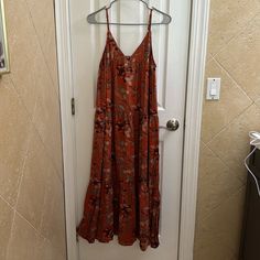 Adjustable Straps. Orange Floral Maxi Dress Casual Orange Rayon Dress, Natural Life, Floral Maxi, Floral Maxi Dress, Color Orange, Adjustable Straps, Maxi Dress, Size Small, Womens Dresses