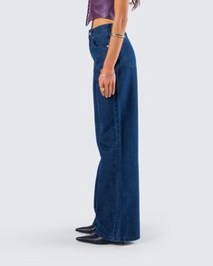 Sometimes simple is best 😌 With a simple yet sleek look, these high-waisted dark blue jeans complete with slight flared leg and a long inseam are the perfect everyday pants 💙 Classic Blue Flare Jeans, Classic High Waist Dark Wash Flare Jeans, Classic Dark Wash Wide Leg Flare Jeans, Classic Wide Leg Denim Blue Flare Jeans, Classic Blue Wide Leg Flare Jeans, Modern Mid-rise Blue Flare Jeans, Classic Wide Leg Flare Jeans In Denim Blue, Modern Blue Mid-rise Flare Jeans, Classic High Waist Blue Flare Jeans