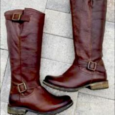 Woman’s Brown Leather Boots. No Box Or Tag, But Never Worn. Brown Leather Wide Calf Moto Boots, Brown Leather Moto Boots For Wide Calf, Wide Calf Leather Moto Boots With Flat Heel, Casual Wide Calf Leather Moto Boots, Shoes Stylish, Brown Leather Boots, Steve Madden Shoes, Stylish Women, Rain Boots