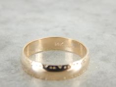 This polished band features a smooth inside, and low domed top. This is comfortable to wear, and the hatched triangle pattern and simple style that makes for a nice profile on the hand. Metal: 14K Yellow Gold Width of Band: 4.9 mm Height off Finger: 1.3 mm Size: 8.50 Marks: "14K" Stamped on the inside band Rose Gold Wedding Band, Vintage Rose Gold, Motif Vintage, Rose Gold Wedding Bands, Triangle Pattern, Rose Gold Wedding, Vintage Rose, Gold Wedding Band, Vintage Roses