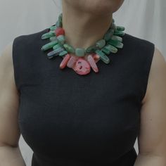 The minimalist look of natural Agate and Aventurine stone, with a pink accent stone Pink Agate Jewelry With Colorful Beads, Pink Jade Jewelry With Natural Stones, Pink Agate Gemstone Bead Necklace, Modern Agate Jewelry With Natural Stones, Resin And Clay, Green Choker, Original Necklace, Aventurine Stone, Green Beads